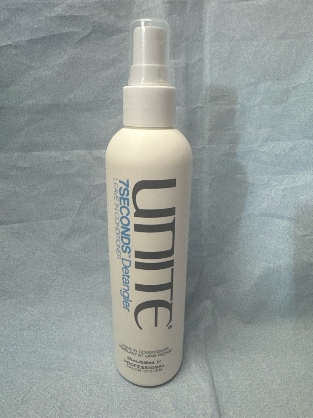 UNITE 7SECONDS Detangler Leave-In Conditioner Spray - White